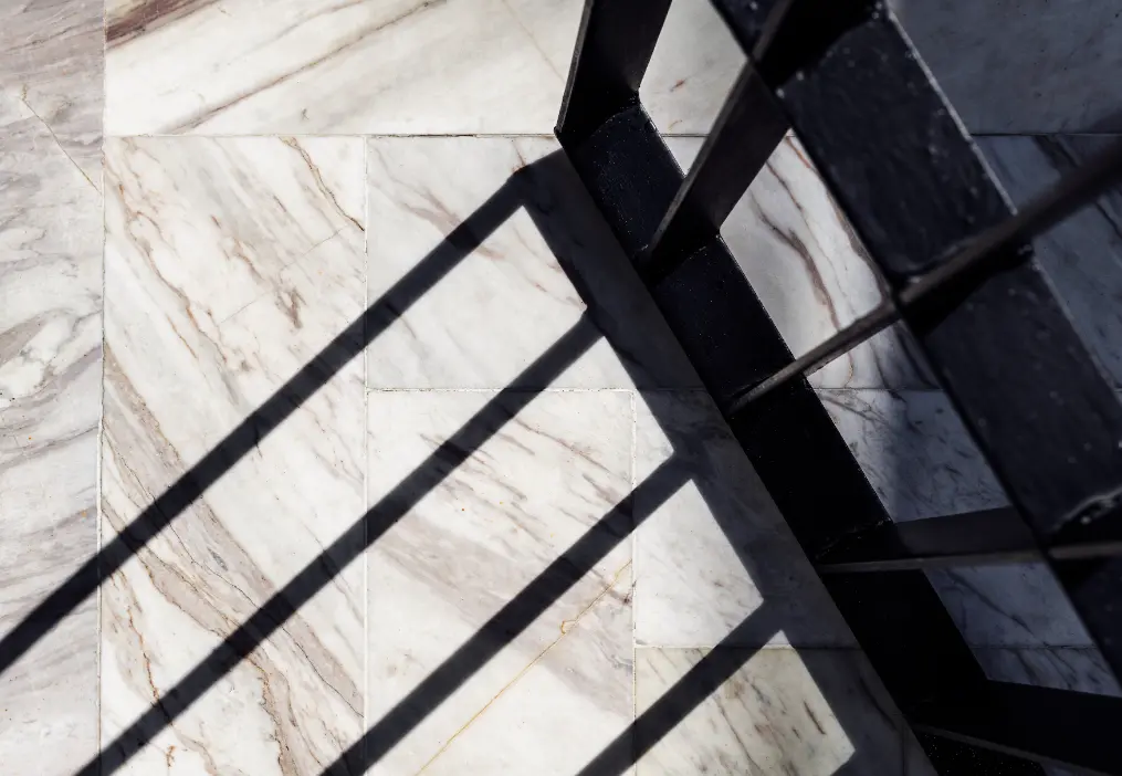 You are currently viewing How Does Custom Marble Design and Enhancement Improve Interior Spaces in Malaysia?